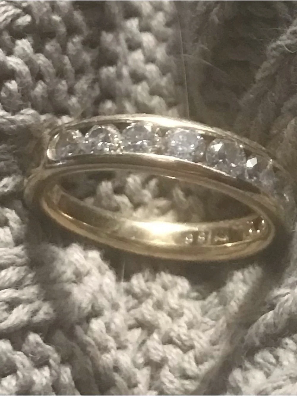 Beautiful 1 CTW Diamond Anniversary Ring Size 5 3/4